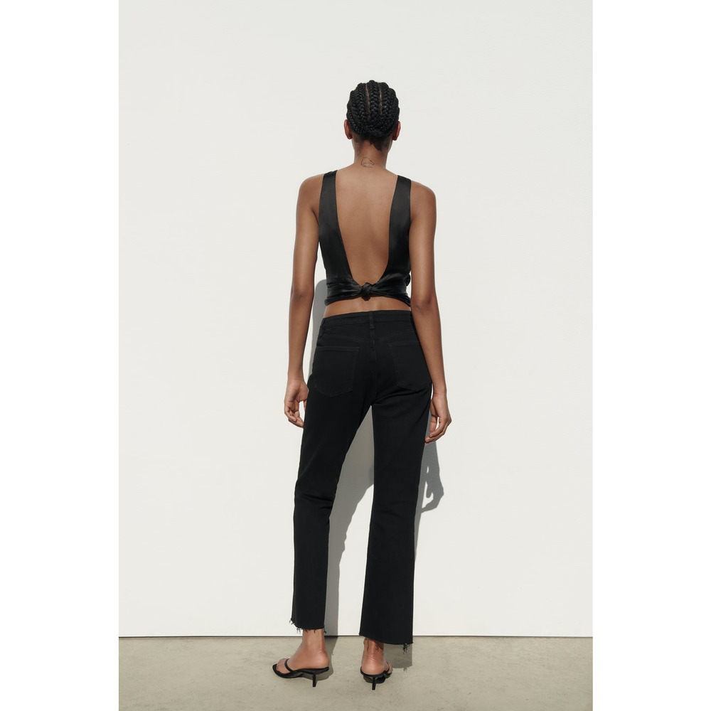 NWT ZARA Women's Black Mid Rise Frayed Hem Flared Cropped Denim Jeans - Picture 2 of 10